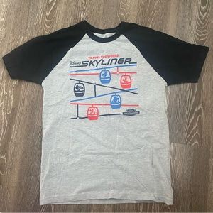 Walt Disney World skyliner grey T-shirt size small